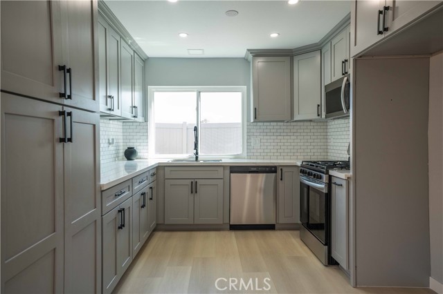 Detail Gallery Image 11 of 33 For 25403 Las Palomas Dr, Moreno Valley,  CA 92557 - 3 Beds | 2 Baths