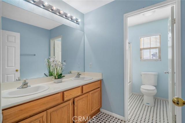 Detail Gallery Image 24 of 58 For 12706 Bridgewater Dr, Corona,  CA 92880 - 5 Beds | 3/1 Baths