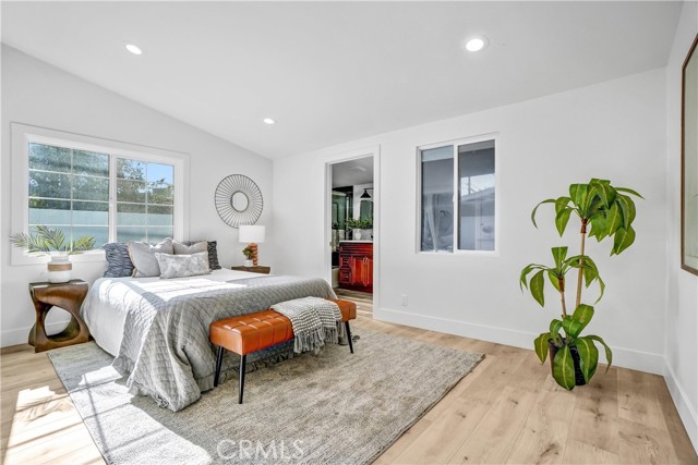 Detail Gallery Image 12 of 24 For 4122 W Kent, Santa Ana,  CA 92704 - 4 Beds | 4 Baths