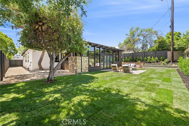 13007 Dewey Street, Los Angeles CA: https://media.crmls.org/medias/2e9fbc6c-724e-4491-a48e-ba6143d0cb33.jpg