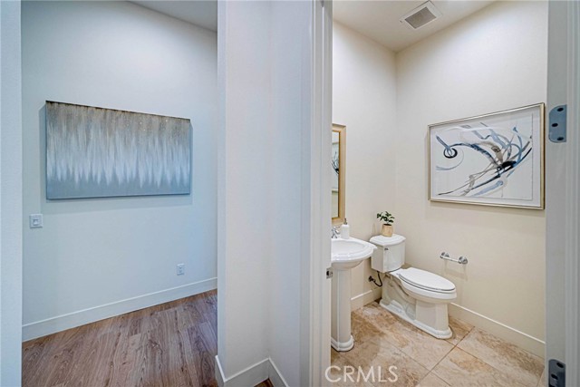 77 Eider Run, Irvine CA: https://media.crmls.org/medias/2e9ff612-6d62-49f2-a830-e412efdbfc12.jpg
