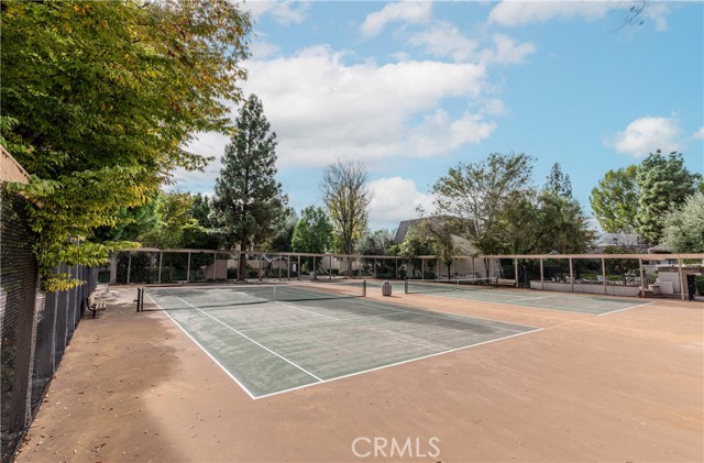 Detail Gallery Image 32 of 33 For 6121 Shoup #35,  Woodland Hills,  CA 91367 - 1 Beds | 2 Baths