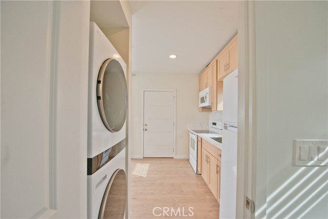 Detail Gallery Image 15 of 15 For 17416 Los Alimos St, Granada Hills,  CA 91344 - 1 Beds | 1 Baths