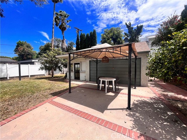 2 Bed Home for Sale in Sherman Oaks, California