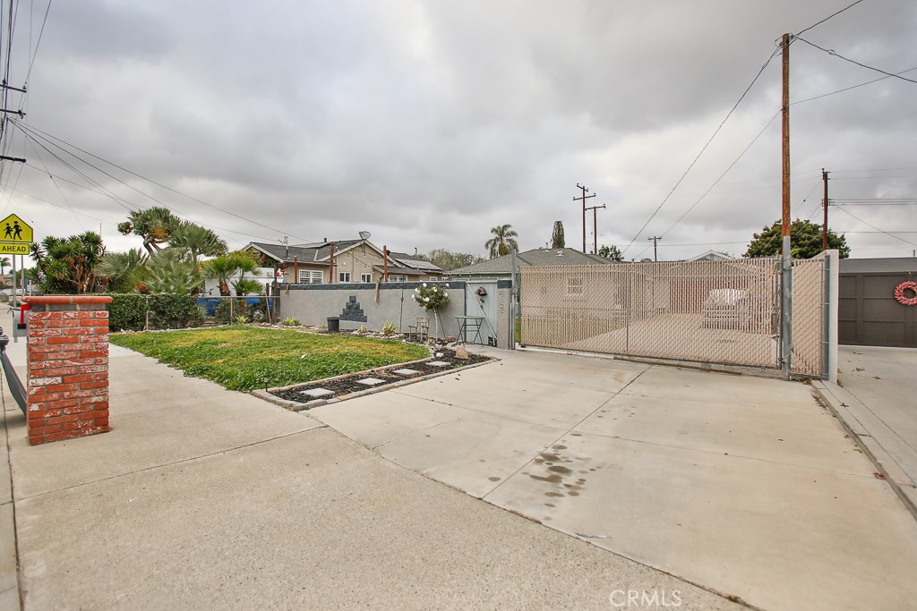 417 W Fletcher Avenue, Orange, CA 92865