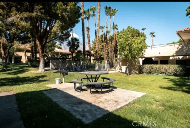 2822 N Auburn Court # E105, Palm Springs, California 92262, 1 Bedroom Bedrooms, ,1 BathroomBathrooms,Residential,For Sale,2822 N Auburn Court # E105,CRSW24048332