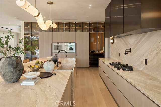 16093 Royal Oak Road photo 29