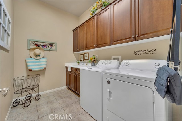 Detail Gallery Image 22 of 36 For 14006 Sandstone Peak, Bakersfield,  CA 93306 - 2 Beds | 2 Baths