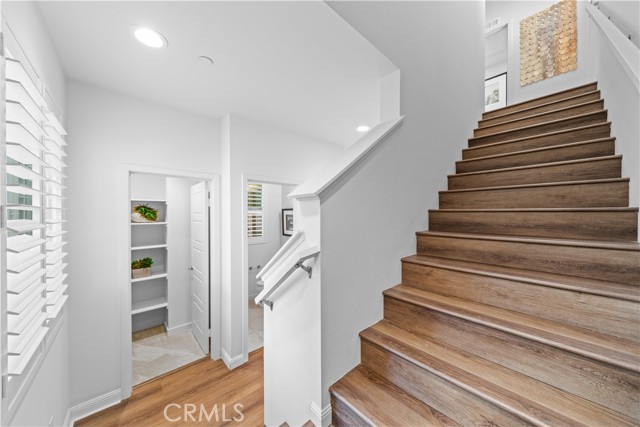 536 Cultivate, Irvine CA: https://media.crmls.org/medias/2ea44a9b-4379-45ec-8bca-e161e43ec570.jpg
