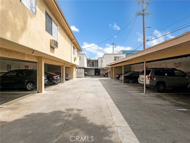 7049 Vassar Avenue, Canoga Park CA: https://media.crmls.org/medias/2ea49496-a45c-457d-af48-fb700b308855.jpg