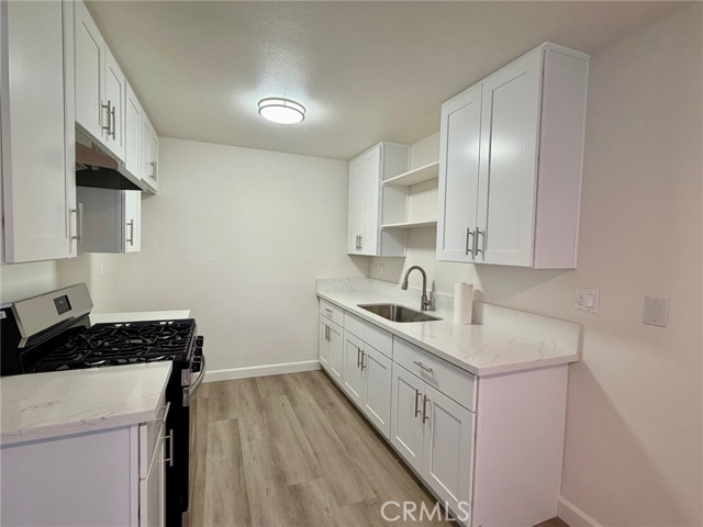 Detail Gallery Image 4 of 18 For 1370 C Springfield St., #C #C,  Upland,  CA 91786 - 2 Beds | 1/1 Baths