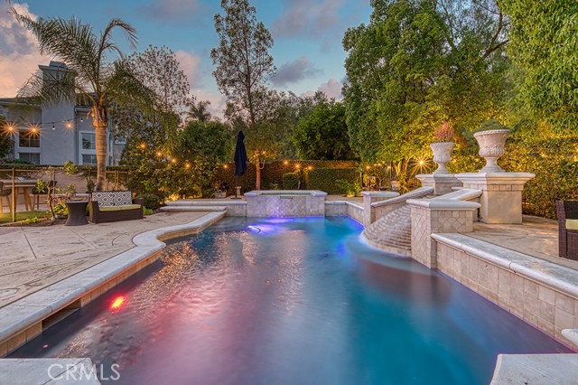 8 Joliet Drive, Coto de Caza CA: https://media.crmls.org/medias/2ea520e8-0180-4aba-91c8-ef9ccd1e71d8.jpg