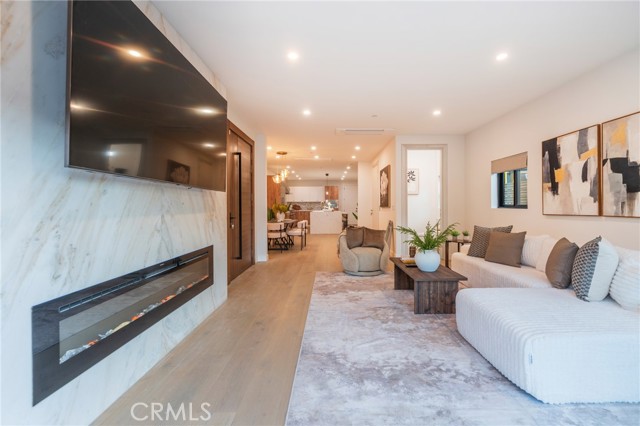 Detail Gallery Image 19 of 49 For 422 20th St, Huntington Beach,  CA 92648 - 3 Beds | 4/1 Baths