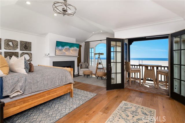 Detail Gallery Image 14 of 33 For 1228 W Oceanfront, Newport Beach,  CA 92661 - 3 Beds | 4 Baths