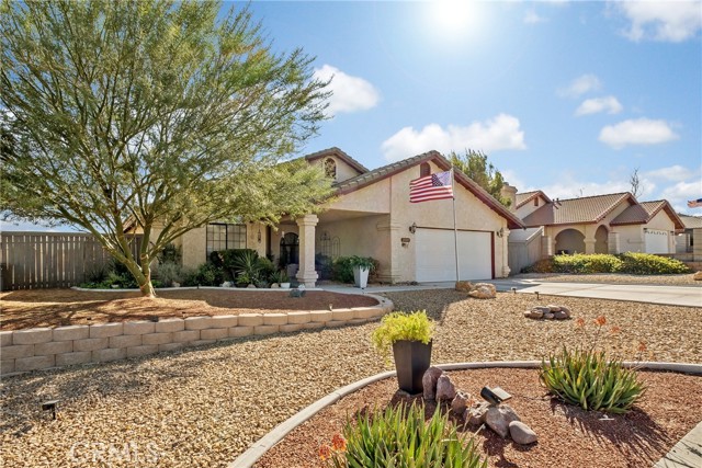 Detail Gallery Image 3 of 28 For 2009 Trinity Ave, Barstow,  CA 92311 - 4 Beds | 2 Baths