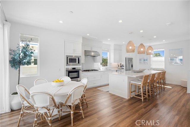 Front Image Thumbnail for CRNP26208573