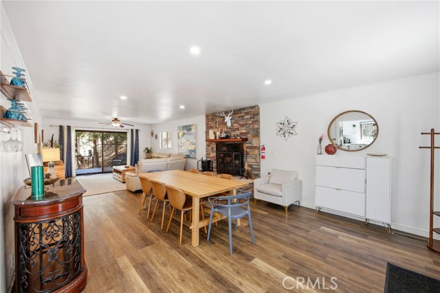 528 Brentwood, Lake Arrowhead CA: https://media.crmls.org/medias/2ea8223f-a771-4fe7-bbfd-3efdb1098015.jpg