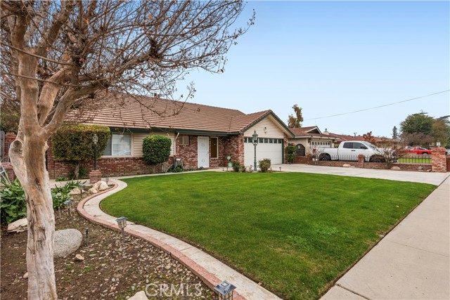 Detail Gallery Image 4 of 38 For 3505 Kennedy, Bakersfield,  CA 93309 - 4 Beds | 3 Baths