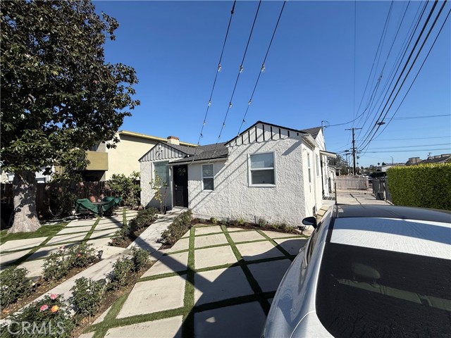 Detail Gallery Image 6 of 56 For 1978 S Holt Ave, Los Angeles,  CA 90034 - 3 Beds | 2 Baths
