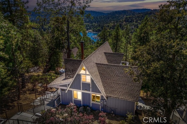 Detail Gallery Image 2 of 74 For 27737 Alpen Dr, Lake Arrowhead,  CA 92352 - 4 Beds | 3 Baths