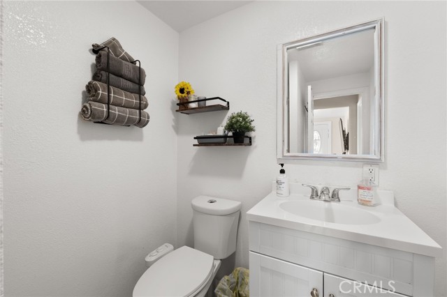 Detail Gallery Image 18 of 44 For 903 Webster, Redlands,  CA 92374 - 4 Beds | 2/1 Baths