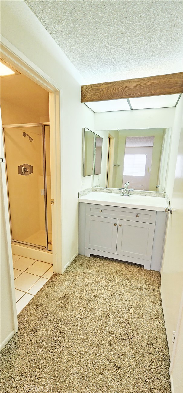 Detail Gallery Image 8 of 9 For 18085 Sundowner Way, Canyon Country,  CA 91387 - 2 Beds | 2 Baths