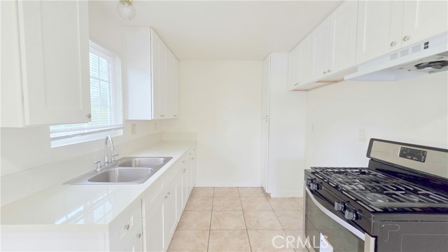 Detail Gallery Image 13 of 21 For 2325 Angela Street #4,  Pomona,  CA 91766 - 3 Beds | 2 Baths