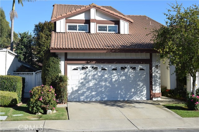 18 amistad, Irvine, CA 92620