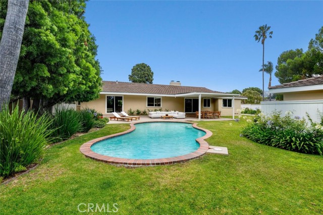 2205 Rocky Point, Palos Verdes Peninsula, California 90274, 4 Bedrooms Bedrooms, 0 ,2 BathroomsBathrooms,Residential,For Sale,Rocky Point,0,PV26123948 2205 Rocky Point, Palos Verdes Peninsula, California 90274, 4 Bedrooms Bedrooms, 0 ,2 BathroomsBathrooms,Residential,For Sale,Rocky Point,0,PV26123948