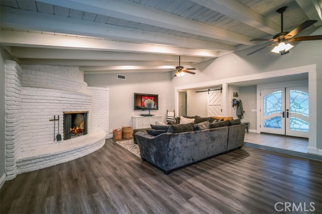 Detail Gallery Image 8 of 46 For 2071 N Redding Way, Upland,  CA 91784 - 3 Beds | 3 Baths