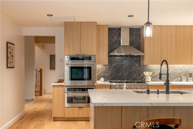 259 Victoria Lane, Sugarloaf CA: https://media.crmls.org/medias/2eaab398-da69-402b-ae29-896a5583791d.jpg