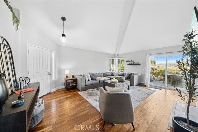 Photo #3: OC23188238 Listing 