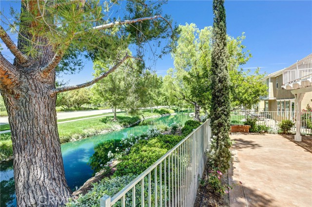 Detail Gallery Image 29 of 38 For 23922 Lakeside Rd, Valencia,  CA 91355 - 3 Beds | 3 Baths