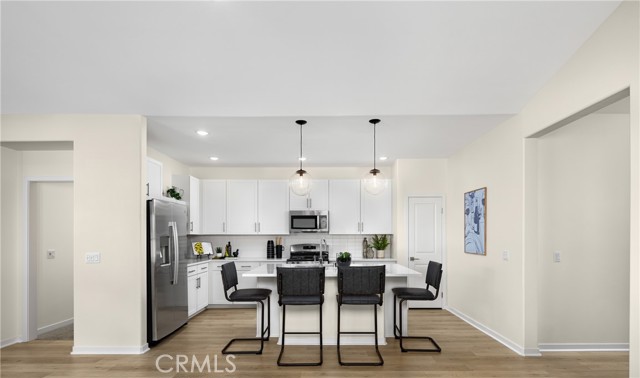 Detail Gallery Image 4 of 19 For 3391 Kellie Ave, Rosamond,  CA 93560 - 4 Beds | 3 Baths