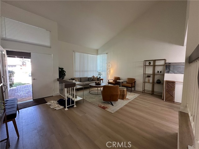 Detail Gallery Image 14 of 28 For 13728 Carleton, Cerritos,  CA 90703 - 5 Beds | 3 Baths