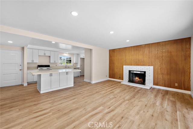Detail Gallery Image 16 of 32 For 5852 Raphael Dr, Huntington Beach,  CA 92649 - 4 Beds | 2 Baths
