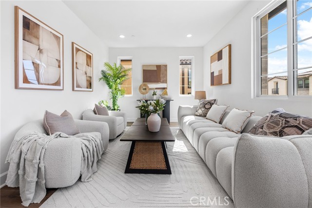 Detail Gallery Image 29 of 75 For 27 Alessio, Lake Forest,  CA 92630 - 5 Beds | 4/2 Baths