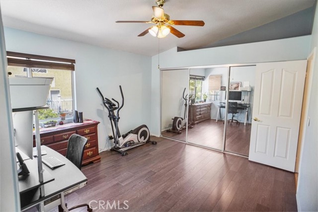 Detail Gallery Image 23 of 34 For 29304 Begonias Ln, Canyon Country,  CA 91387 - 4 Beds | 3 Baths