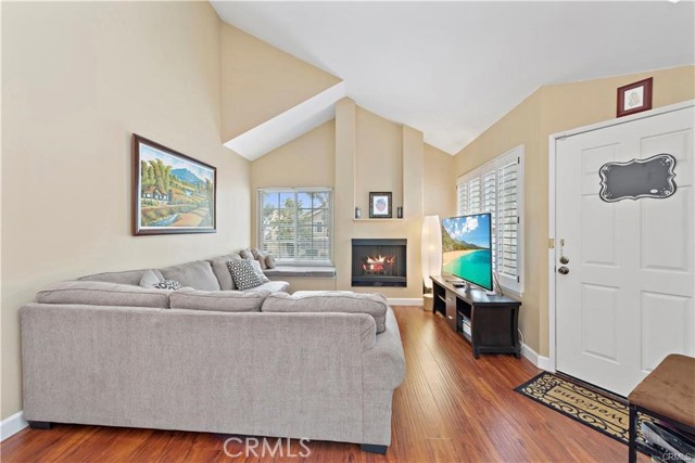 Image 1 of 9 For 20033 Shamrock