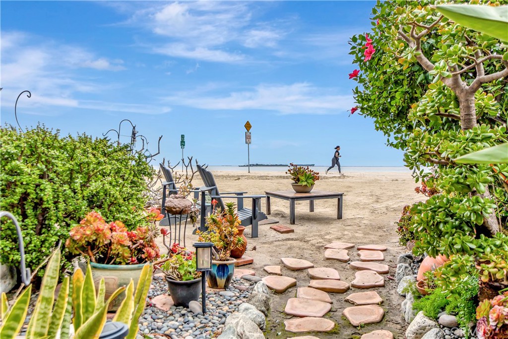 1200 E Ocean #12
