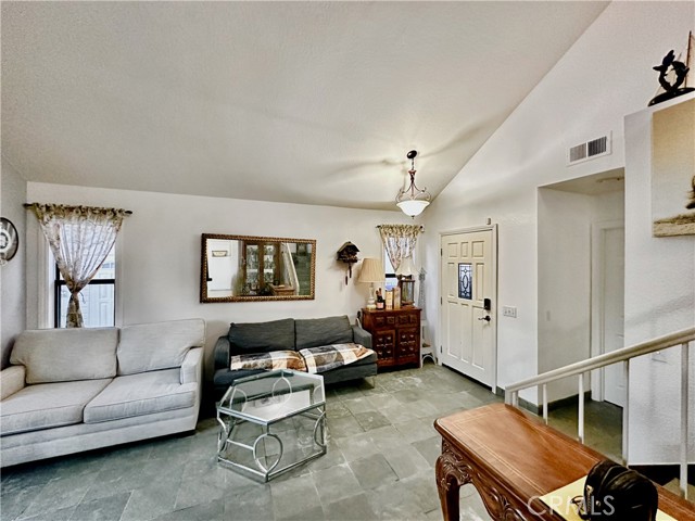 Detail Gallery Image 12 of 12 For 21511 Kinsale, Lake Forest,  CA 92630 - 2 Beds | 2 Baths