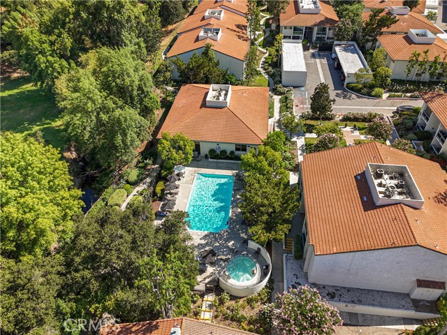 Detail Gallery Image 50 of 52 For 23675 Park Capri #24,  Calabasas,  CA 91302 - 2 Beds | 2 Baths