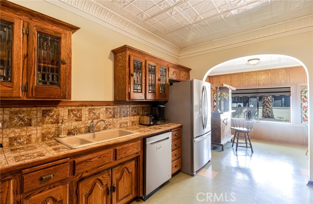 Image 14 of 41 For 2048 Mentone Boulevard