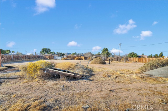 Detail Gallery Image 41 of 47 For 14950 Dakota Rd, Apple Valley,  CA 92307 - 4 Beds | 3 Baths