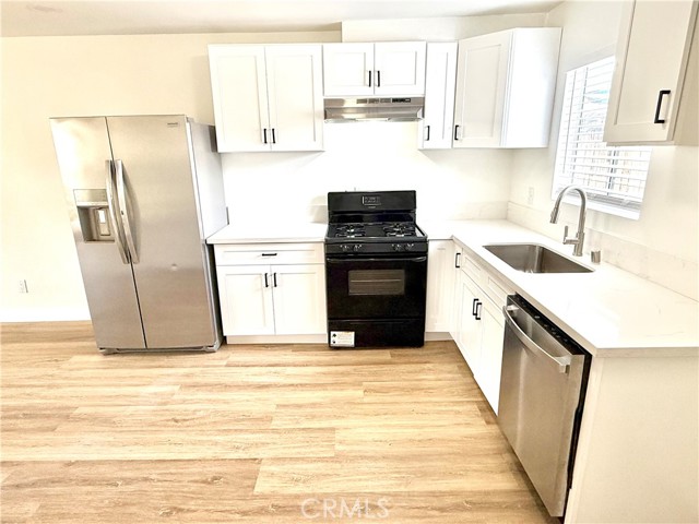 Detail Gallery Image 1 of 9 For 700 W Gonzales Rd #F,  Oxnard,  CA 93030 - 2 Beds | 1/1 Baths