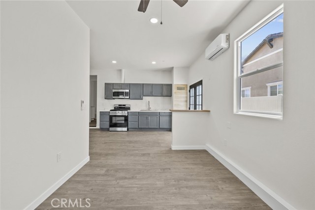 44124 51st W Street, Lancaster CA: https://media.crmls.org/medias/2eaf3f65-675f-4d10-affb-53695415aaa0.jpg