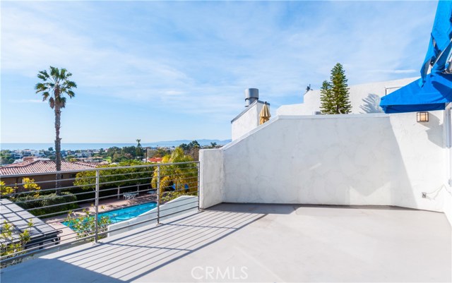 736 Gould Avenue, Hermosa Beach, California 90254, 2 Bedrooms Bedrooms, ,2 BathroomsBathrooms,Residential,Sold,Gould,SB17043140