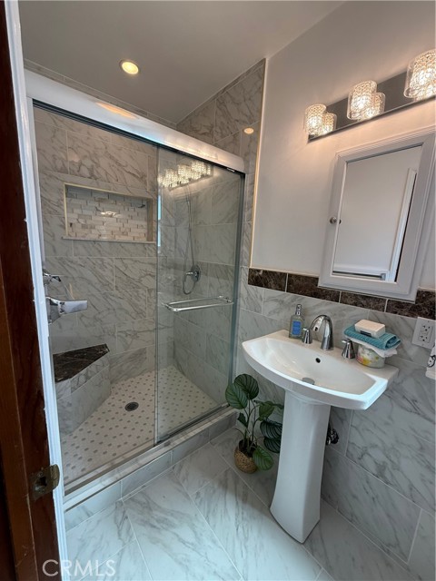 12268 Samoline Avenue, Downey CA: https://media.crmls.org/medias/2eb0f58f-c246-4c0c-a7a8-f948766aa9e3.jpg