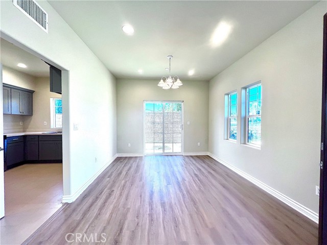 Detail Gallery Image 3 of 16 For 626 E Grand Ave, Pomona,  CA 91766 - 3 Beds | 2/1 Baths