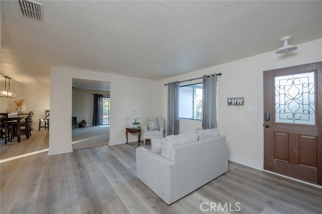 Detail Gallery Image 5 of 30 For 41789 Marmot Ln, Auberry,  CA 93602 - 3 Beds | 2 Baths